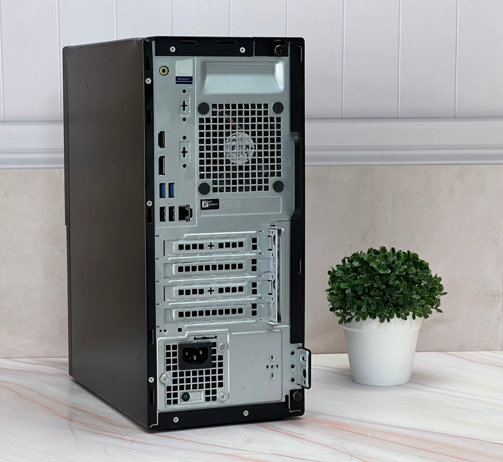 CPU Dell Optiplex 3060 TOWER Core i7 8va Gen SSD 512gb RAM 16gb HDMI Tarjeta grafica Geforce GT 730 2GB