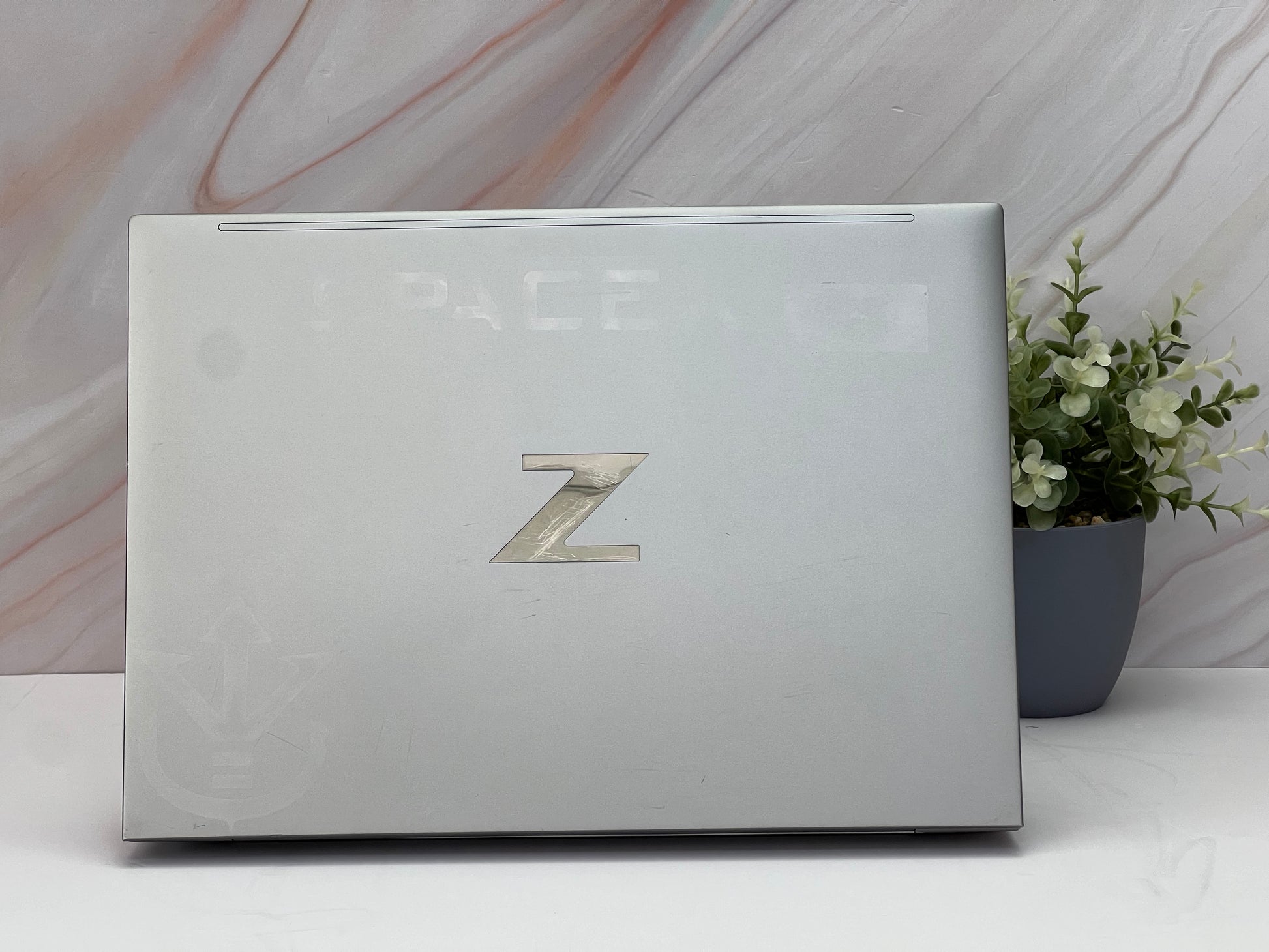 Laptop Hp ZBook FIREFLY 14 G9 Core i5 12va Gen SSD 512GB RAM 16GB  Pantalla 14" CLASE B