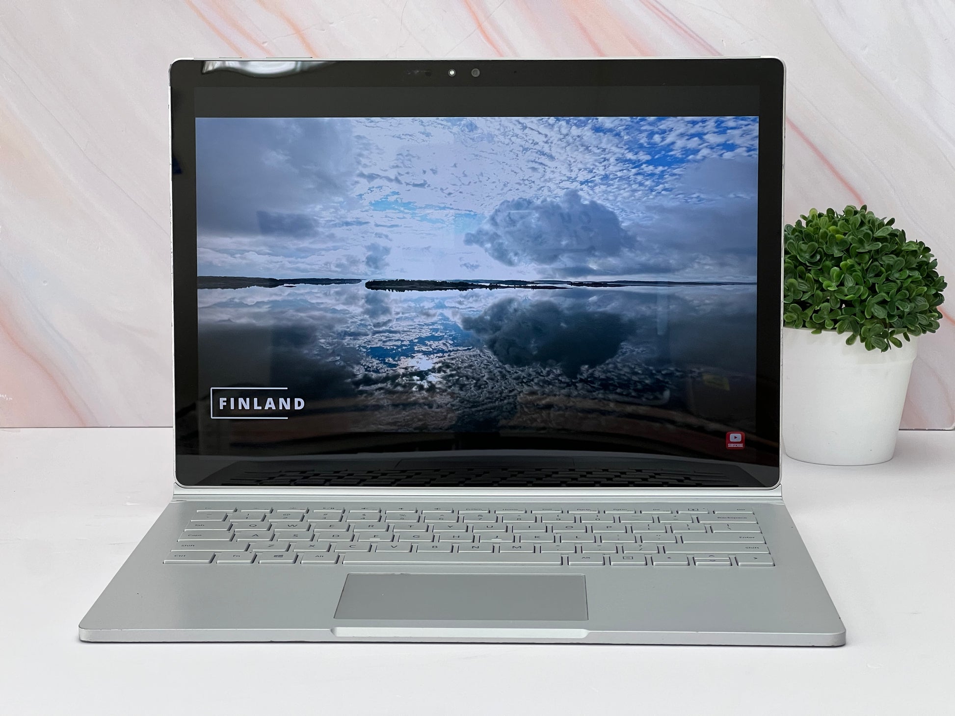 Laptop Microsoft Surface Book Core i5 6ta Gen SSD 240GB | 8GB RAM | Pantalla Táctil
