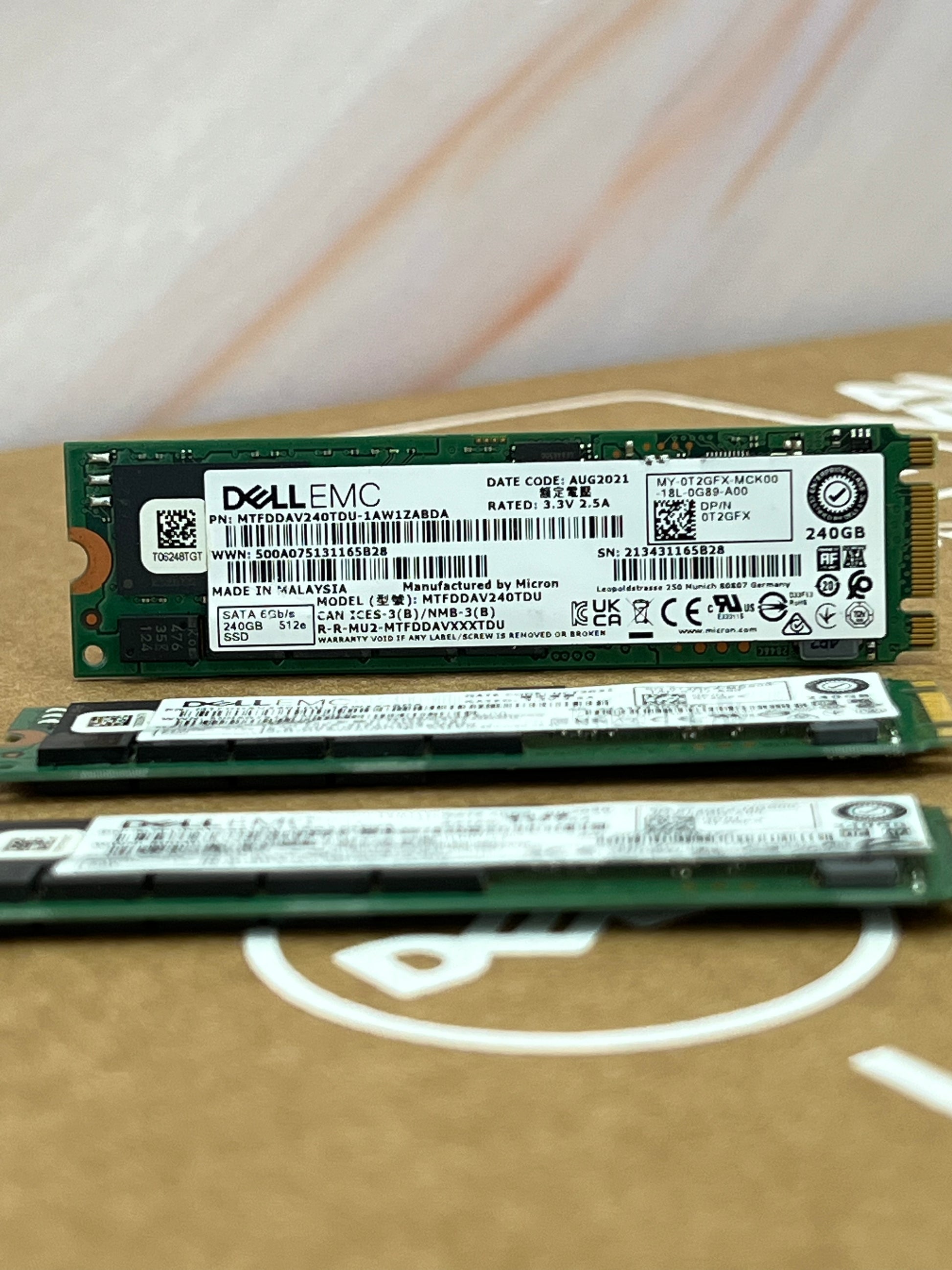 SSD Dell MTFDDAK240TDS EMC Micron | 240GB | M.2 2280 | SATA III 6Gb/s