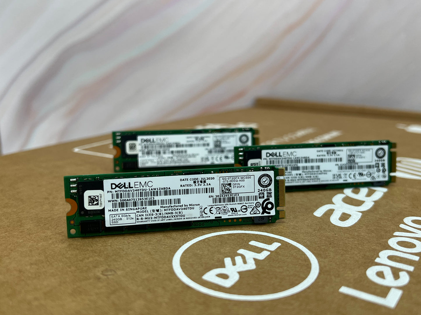 SSD Dell MTFDDAK240TDS EMC Micron | 240GB | M.2 2280 | SATA III 6Gb/s