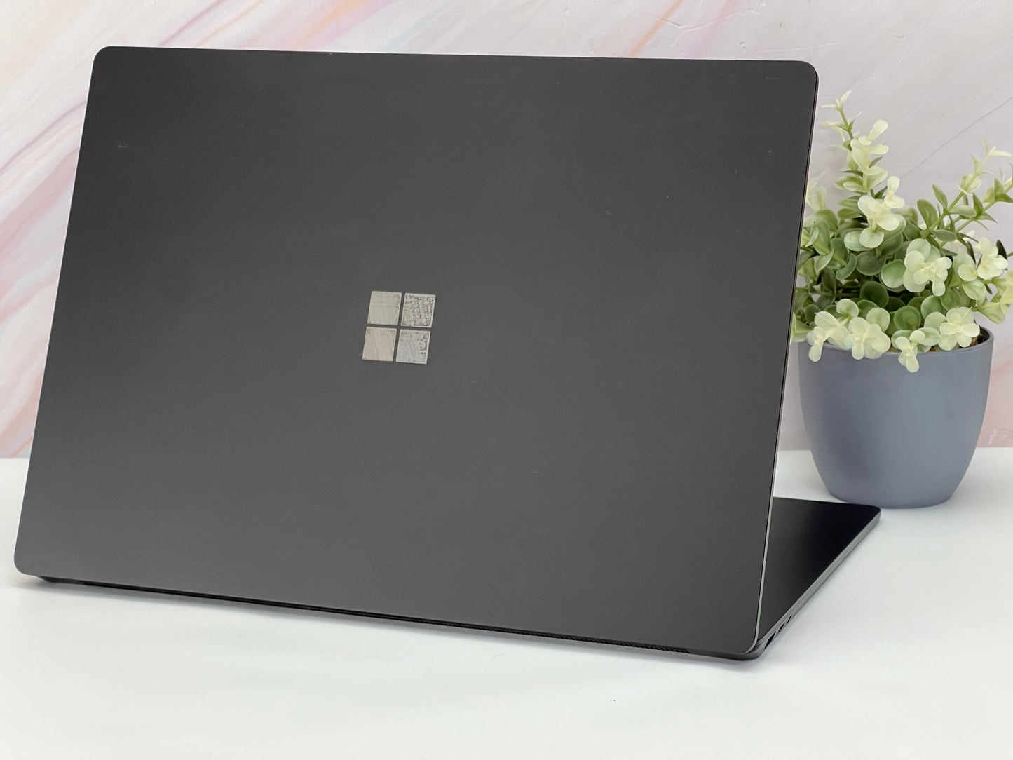 Laptop Microsoft Surface Laptop 3 | Core i7 10ma Gen | SSD 240GB | 16GB RAM | Pantalla Táctil | Clase B