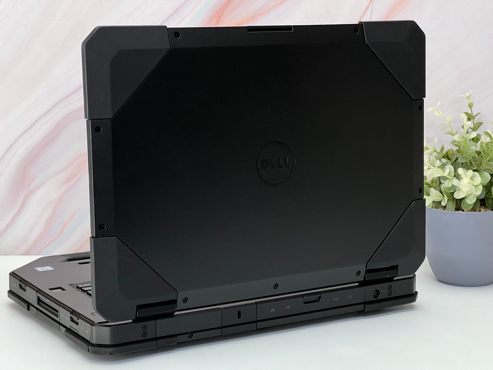 Laptop Dell Latitude Rugged 5414 Core i5 6ta gen SSD 256GB RAM 8GB Pantalla 14" CLASE B