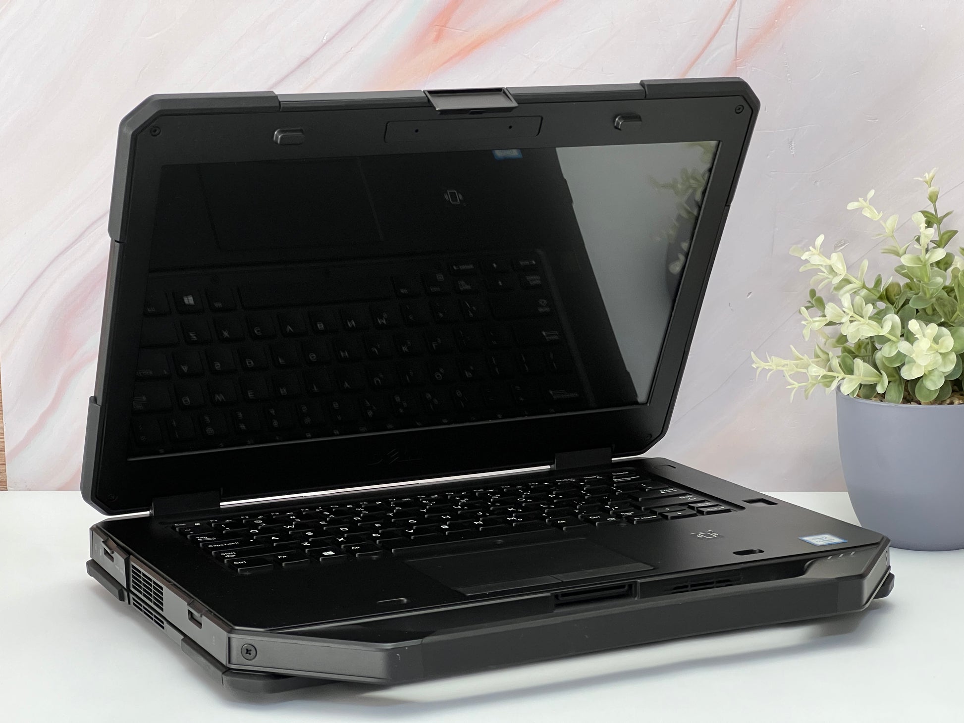 Laptop Dell Latitude Rugged 5414 Core i5 6ta gen SSD 256GB RAM 8GB Pantalla 14" CLASE B