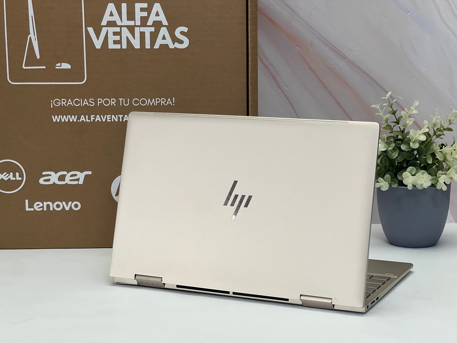 Laptop Hp Envy x360 Core i7 11va Gen SSD 512GB RAM 8GB Pantalla táctil 14" Windows 11