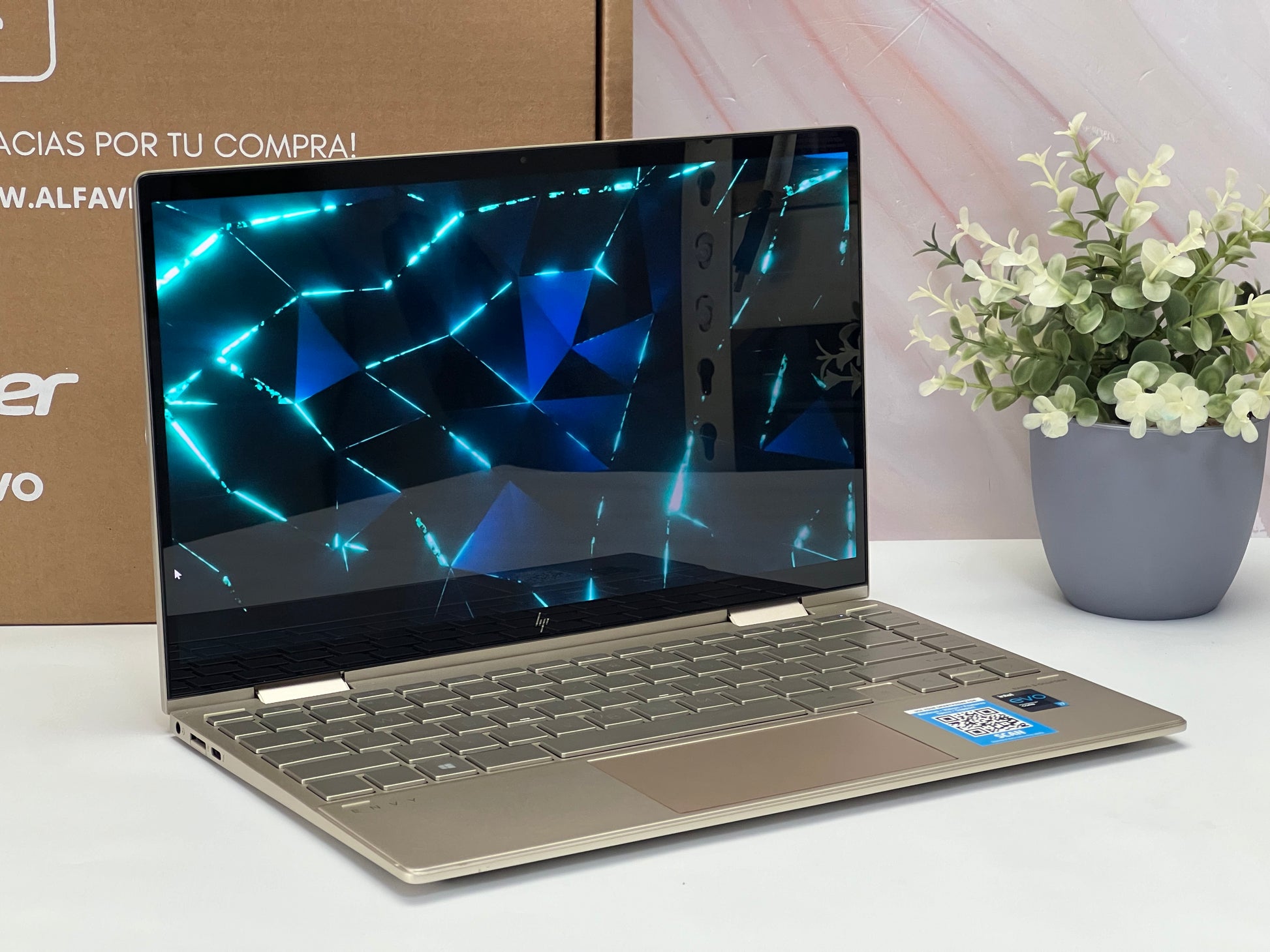Laptop Hp Envy x360 Core i7 11va Gen SSD 512GB RAM 8GB Pantalla táctil 14" Windows 11