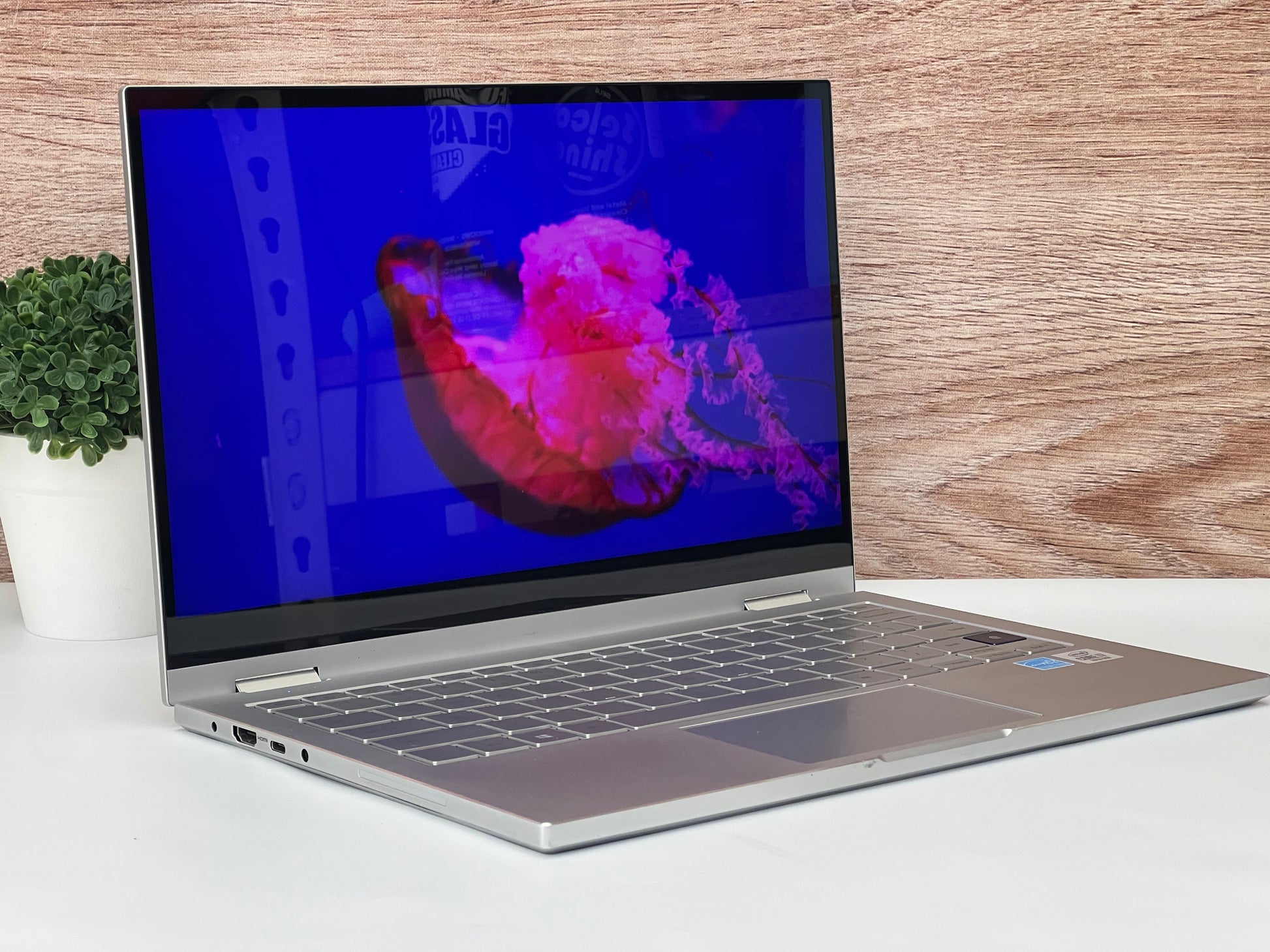 Laptop Samsung Galaxy Book Flex2 Alpha  Core i7 11va Gen 16GB RAM SSD 512GB 13.3” Táctil (Azul)