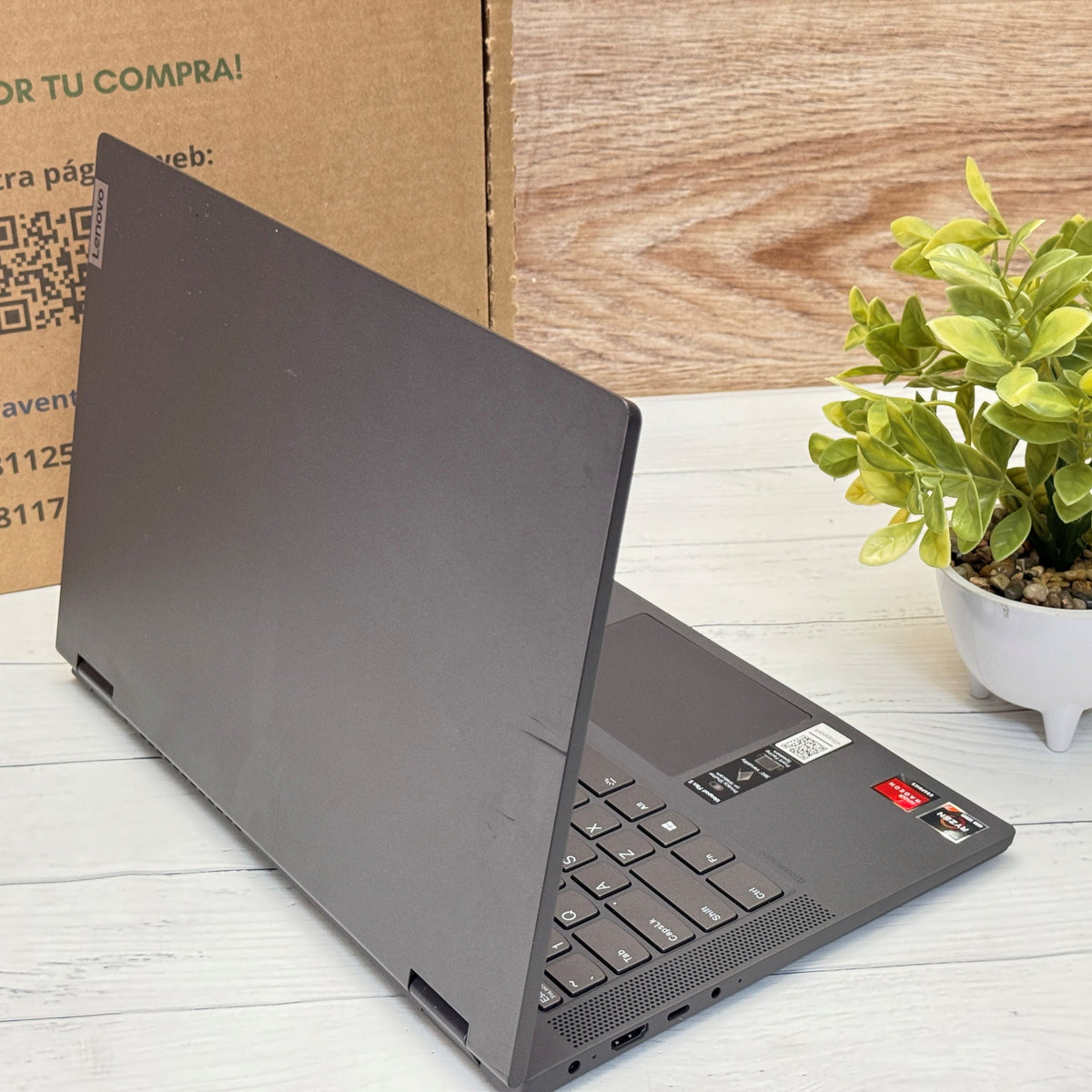 Laptop Lenovo IdeaPad Flex 5 | Ryzen 5 4500U | SSD 256GB | 16GB RAM | Pantalla Táctil 2 en 1 | Windows 11