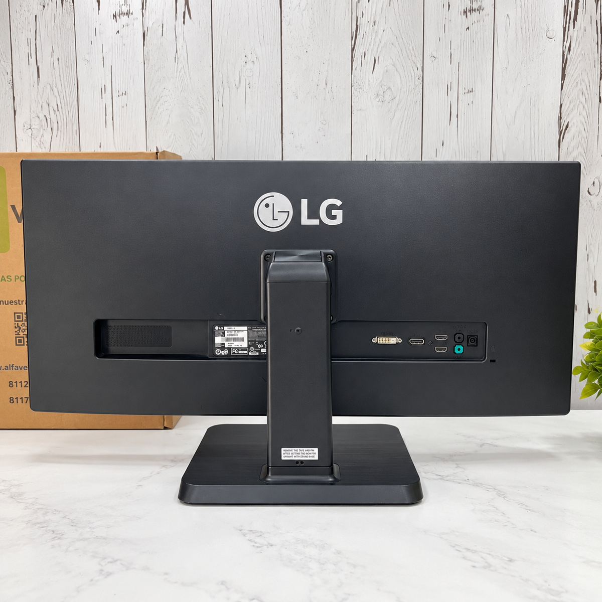 Monitor LG 29UB55-B | 29” UltraWide | 2560×1080 | HDMI / DisplayPort / DVI