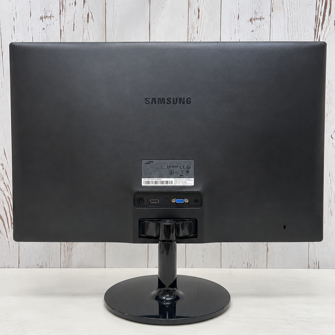 Monitor Samsung 27” S27C350H |  | Full HD | HDMI / VGA