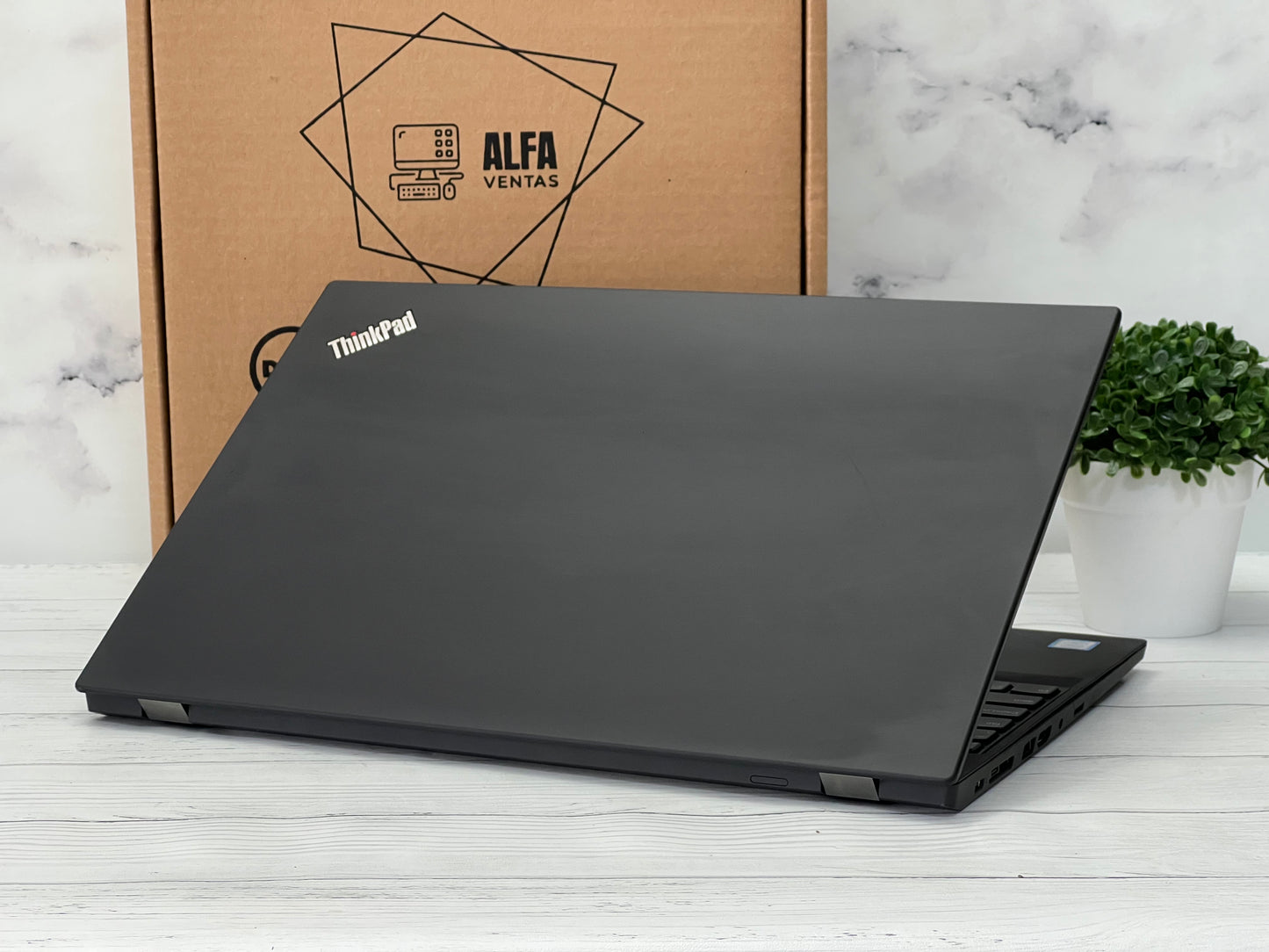 Laptop Lenovo ThinkPad P53s | Core i7 8va Gen | SSD 512GB | 16GB RAM | Tarjeta NVIDIA Quadro P520 2GB | Pantalla 15.6”