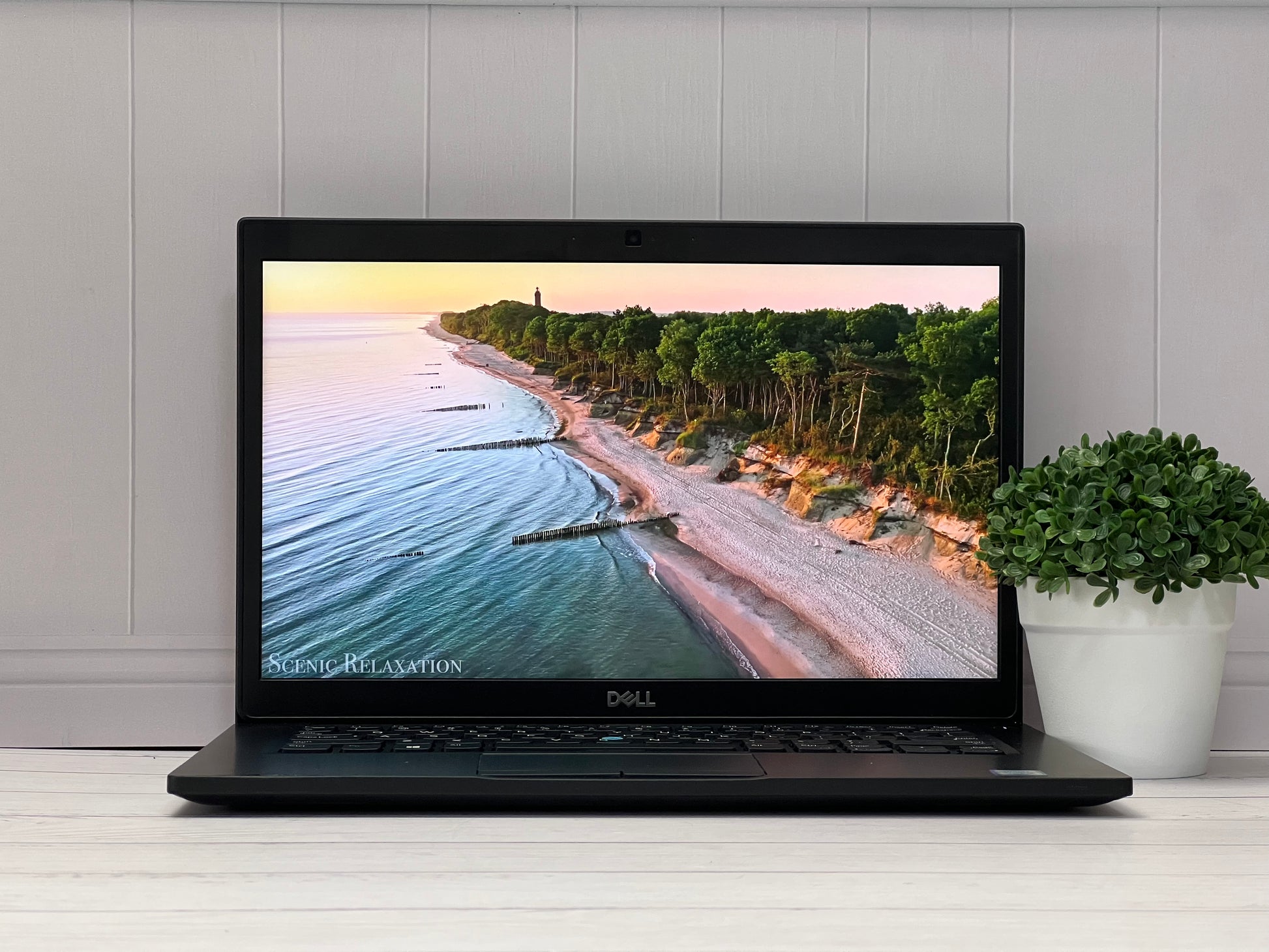 Laptop DELL Latitude 7490 Core i5 8va gen SSD 256 GB RAM 16GB Pantalla 14"