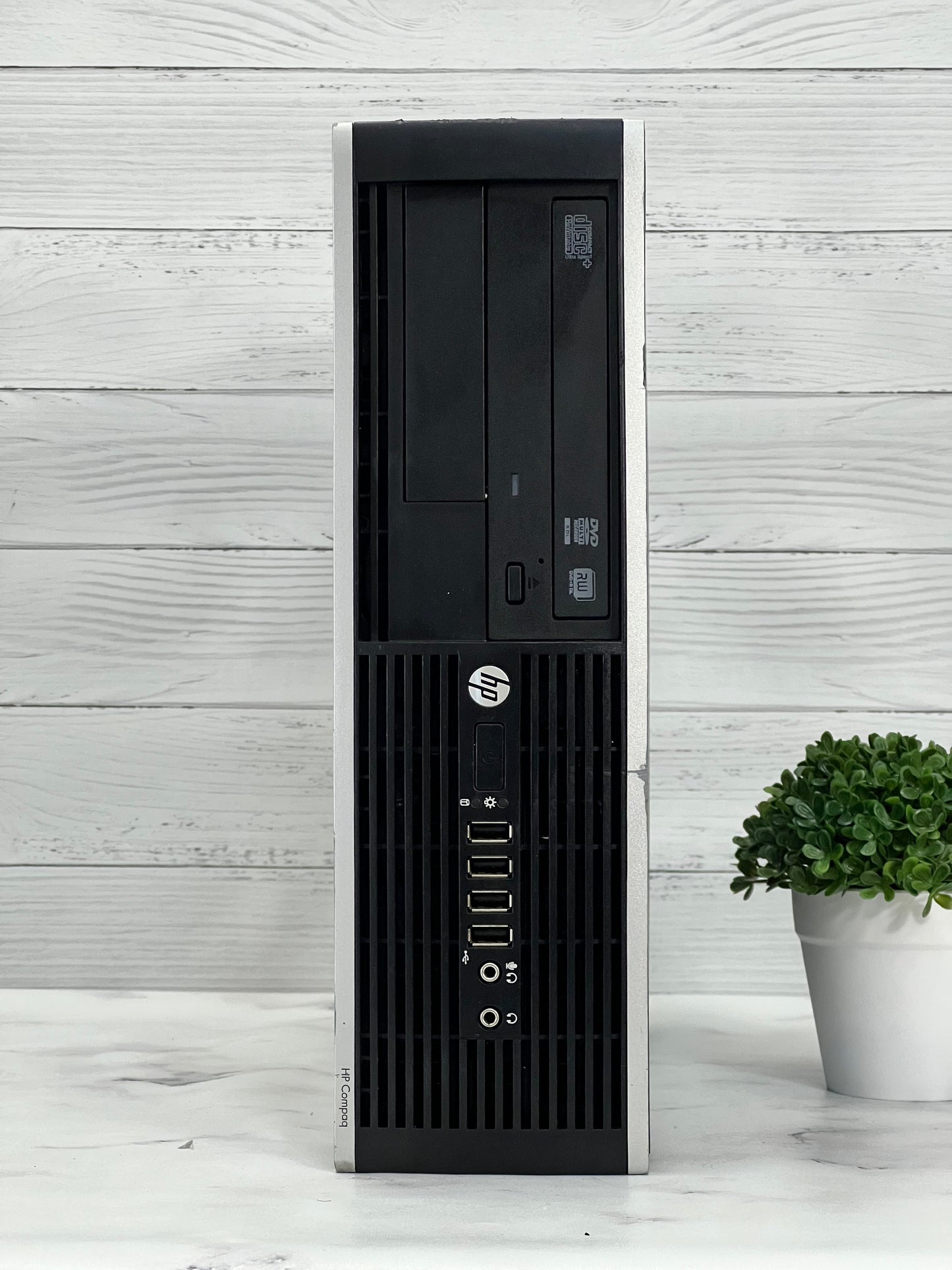 CPU HP COMPAQ 8200/6200 SFF Core i3 2da Gen SSD 120GB RAM 8GB DDR3 W10