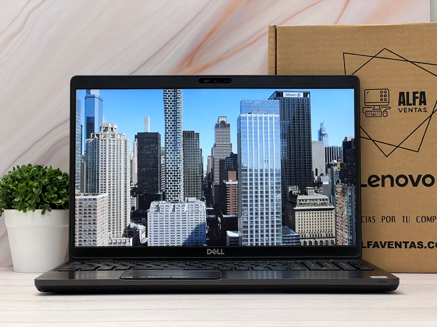 Laptop Dell Latitude 5500  Core i5 8va Gen SSD 250GB 16GB RAM DDR4 Pantalla 15.6"