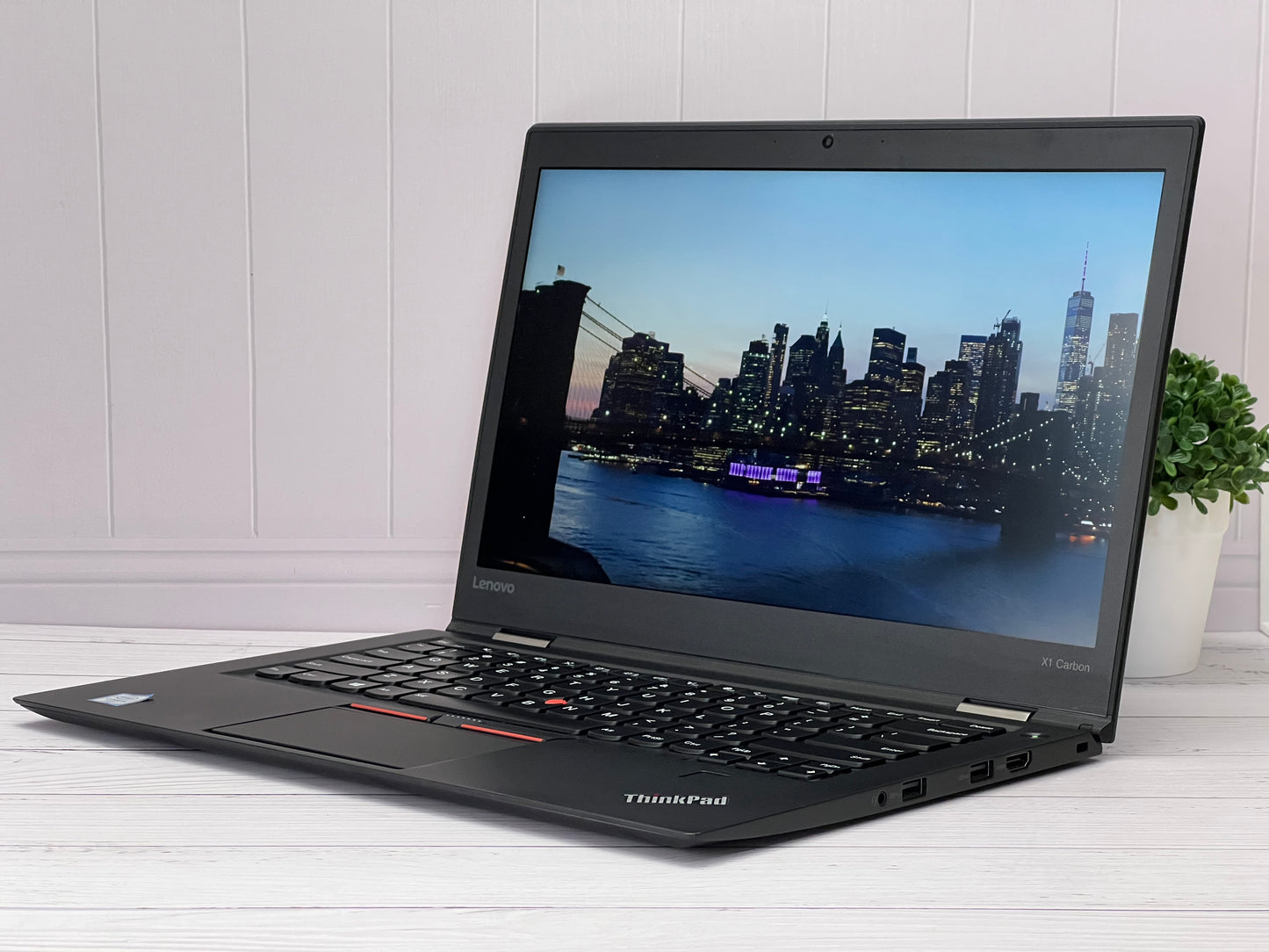 Laptop Lenovo x1 Carbon Core i5 6ta Gen SSD 256GB RAM 8GB DDR4 Pantalla 14" Clase B