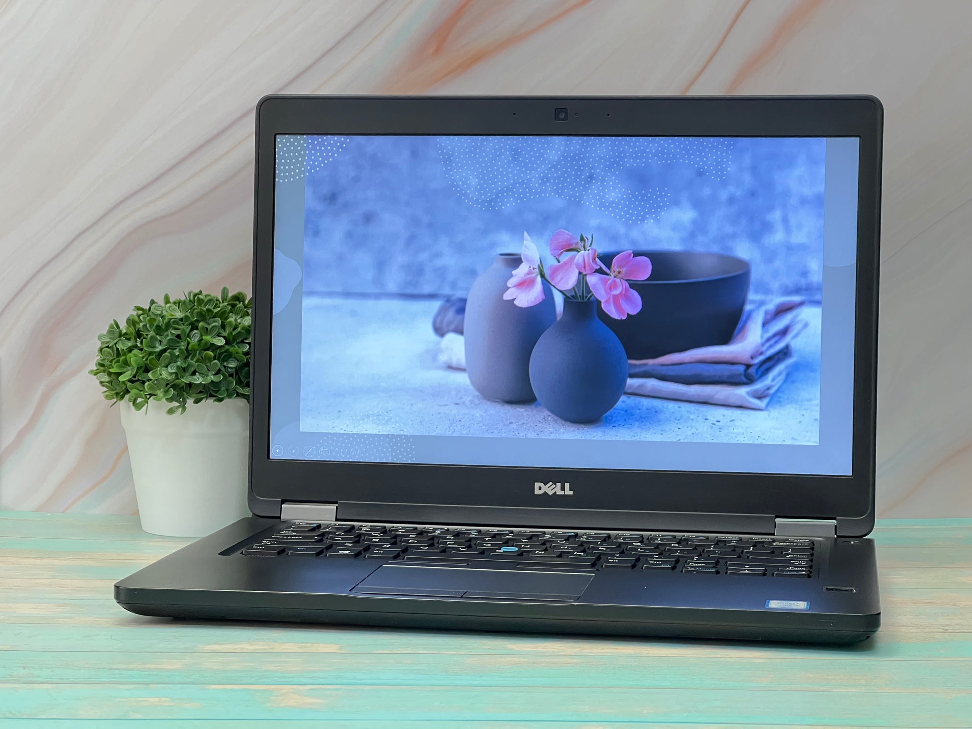 Laptop Dell Latitude 5480 Core i5 7ma Gen SSD 480GB 16GB Pantalla 14" Clase B