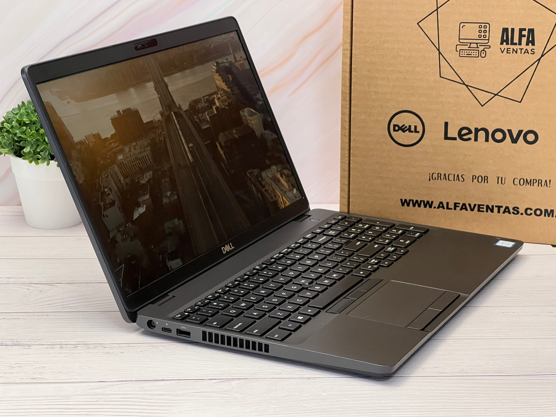 Laptop Dell Latitude 5500  Core i5 8va Gen SSD 250GB 16GB RAM DDR4 Pantalla 15.6"