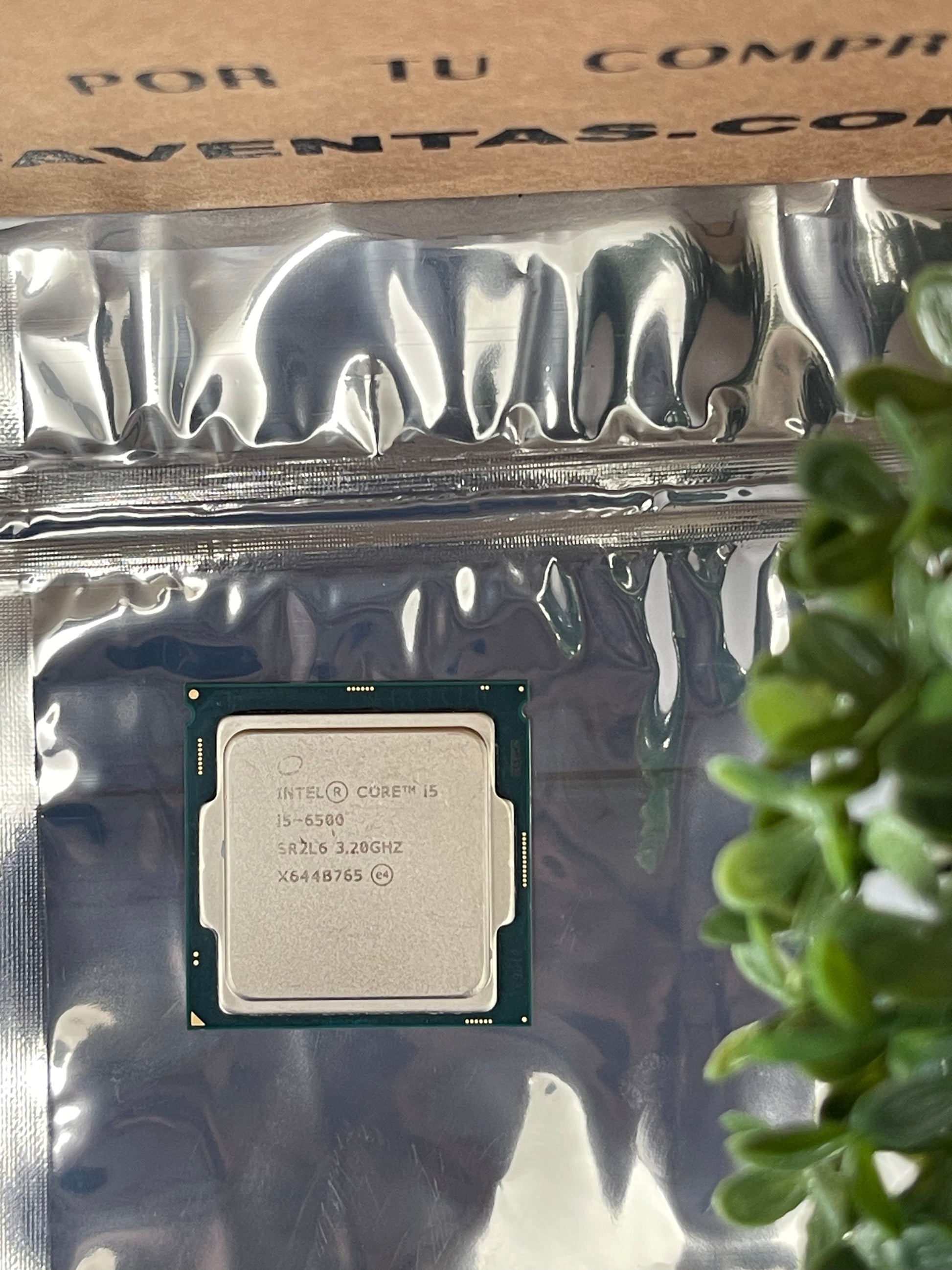 Procesador Intel® Core™ i5-6500 caché de 6 M, hasta 3.60 GHz Gráficos HD Intel® 530 LGA1151