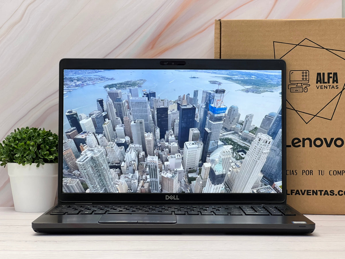 Laptop Dell Latitude 5500 Core i5 8va gen SSD 1TB 16GB RAM Teclado Numerico 15.6"