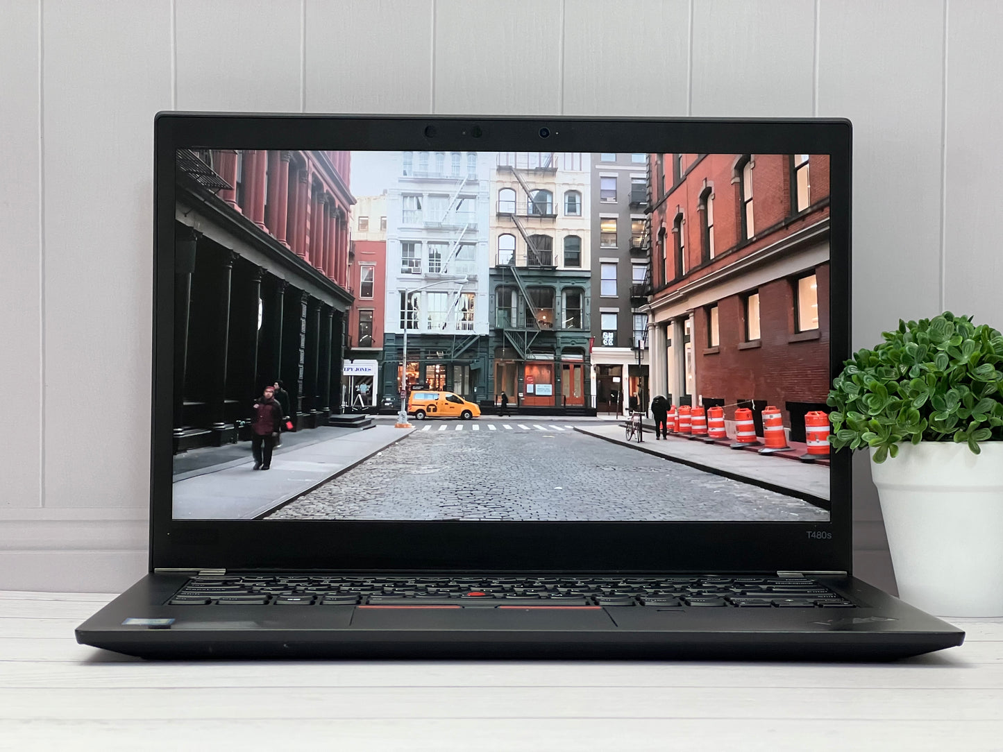 Laptop Lenovo ThinkPad T480 | Core i5 8va Gen | 16GB RAM | SSD 256GB Pantalla 14"