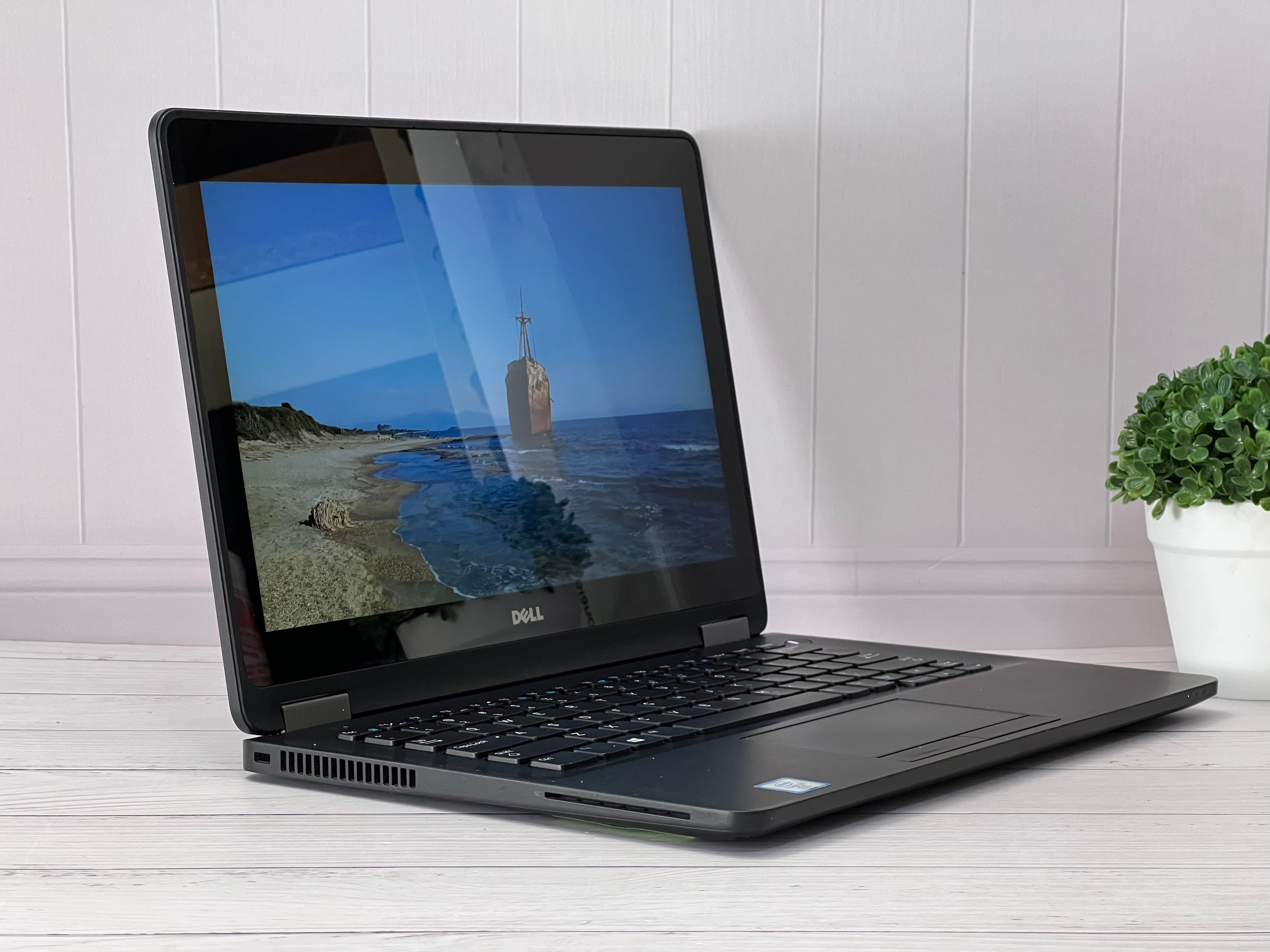 Laptop Dell Latitude E7270 Core i5 6ta Gen SSD 256GB RAM 8GB DDR4 W10, – Alfa Ventas