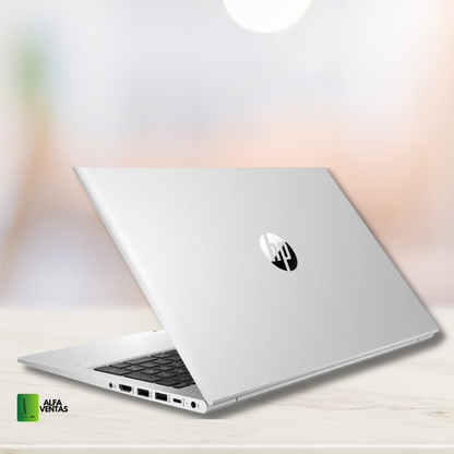 Laptop HP ProBook 450 G8 | Core i5 11va Gen | 16GB RAM DDR4 | SSD 256GB | Clase B Sin cámara | 15.6"