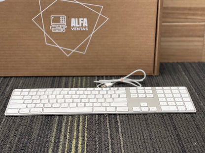 Teclado Apple A1243 ORIGINAL | USB Alámbrico | Inglés