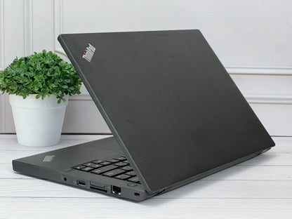 Laptop Lenovo ThinkPad X260 | Core i5 6ta Gen | SSD 256GB | 8GB RAM DDR4 | Pantalla 12.5” | Clase B