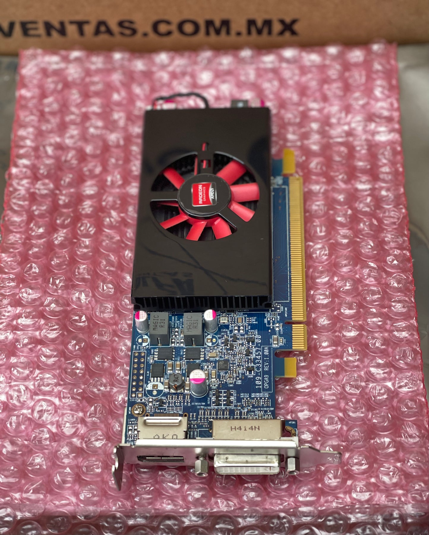 Tarjeta Gráfica AMD Radeon TM R5 240 1GB bajo perfil, DisplayPort-DVI