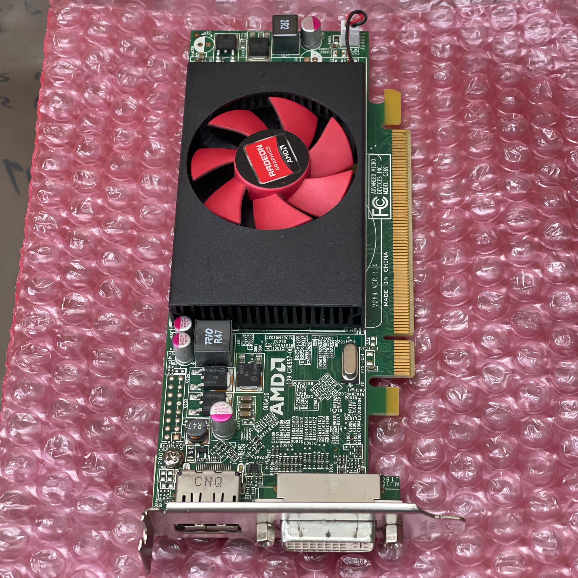 Tarjeta Gráfica AMD Radeon HD 8470 | 1GB | Bajo Perfil | DisplayPort / DVI