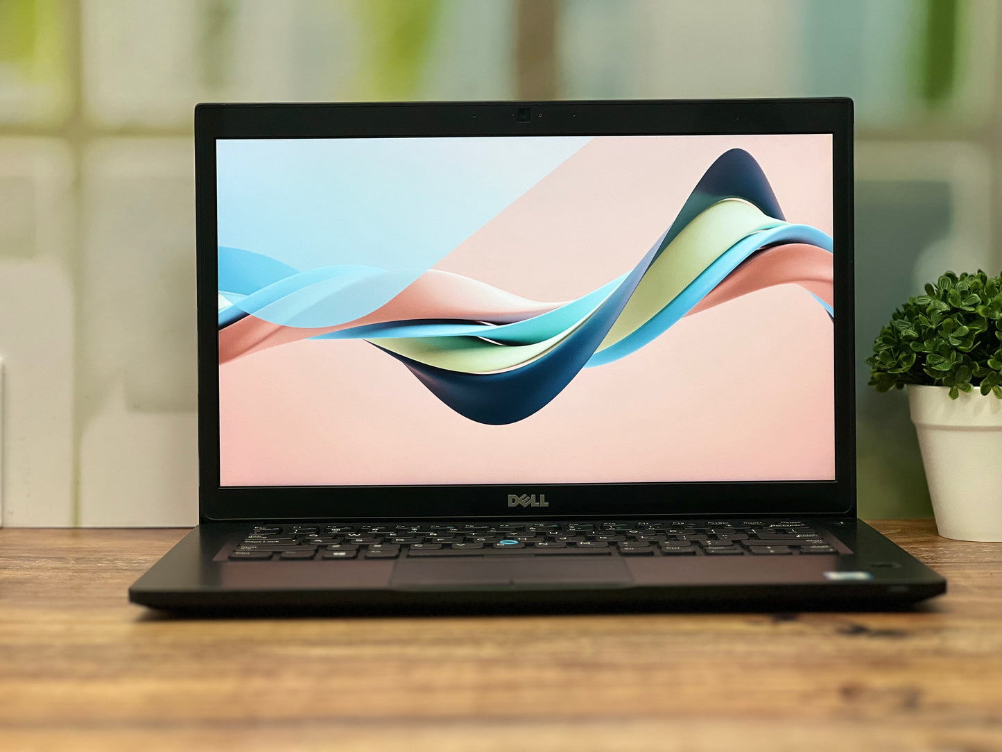 Laptop Dell Latitude 7480 Core i5 7ma gen SSD 512GB 16GB RAM Pantalla táctil 14"