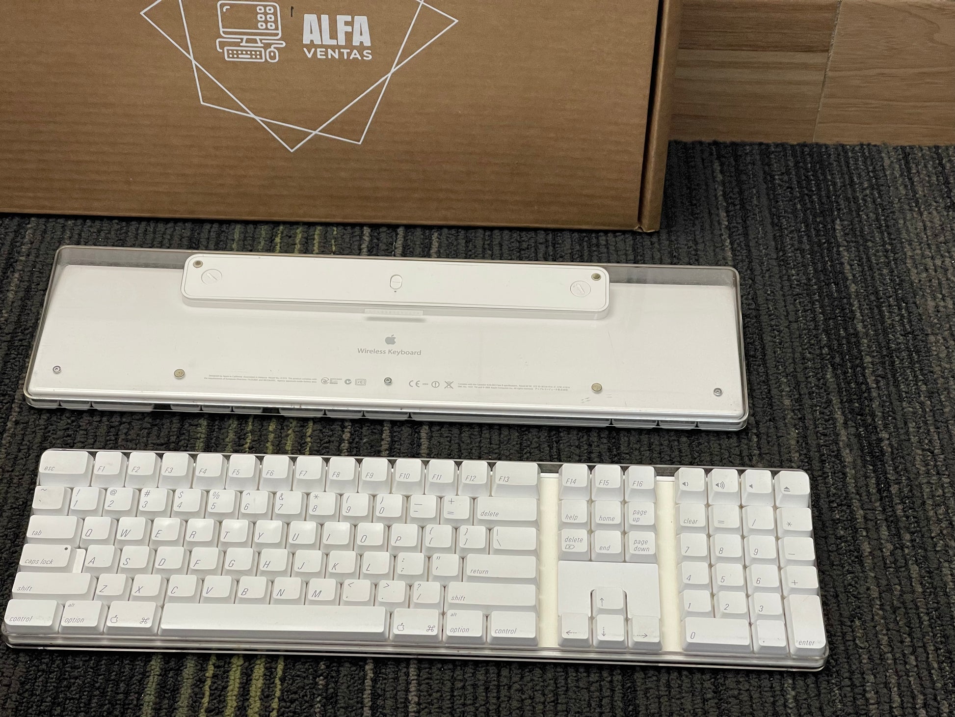 Teclado Apple A1016 ORIGINAL Wireless inalámbrico