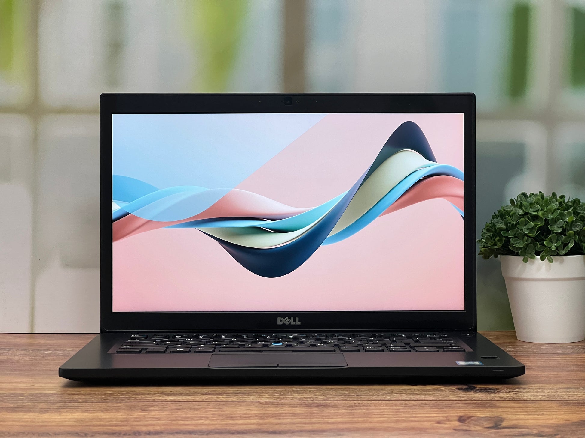 Laptop Dell Latitude 7480 Core i5 7ma gen SSD 512GB 16GB RAM Pantalla táctil 14"