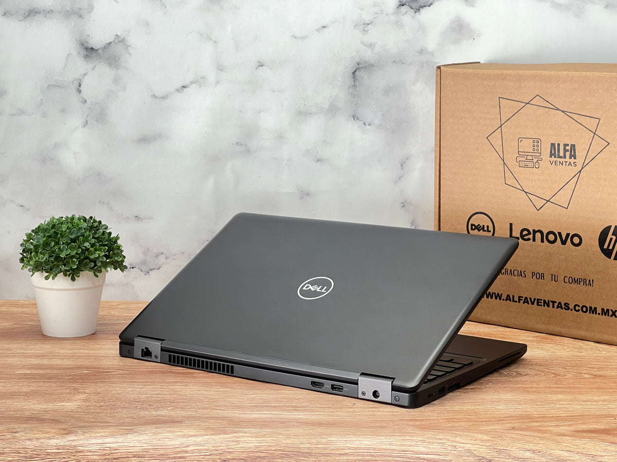 Laptop Dell Precision 3520 Core i7 7ma gen SSD 480GB 16GB RAM Pantalla 15.6" QUADRO M620 2GB Clase B