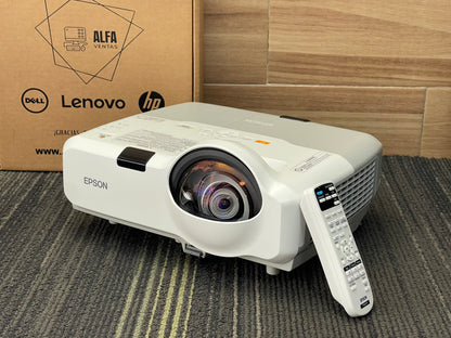 Proyector EPSON PowerLite 530 – WXGA | HDMI | LAN | 3200 lúmenes Con control