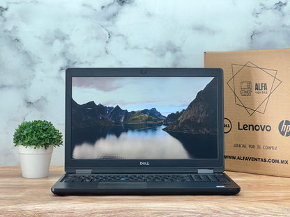 Laptop Dell Precision 3520 Core i7 7ma gen SSD 480GB 16GB RAM Pantalla 15.6" QUADRO M620 2GB Clase B