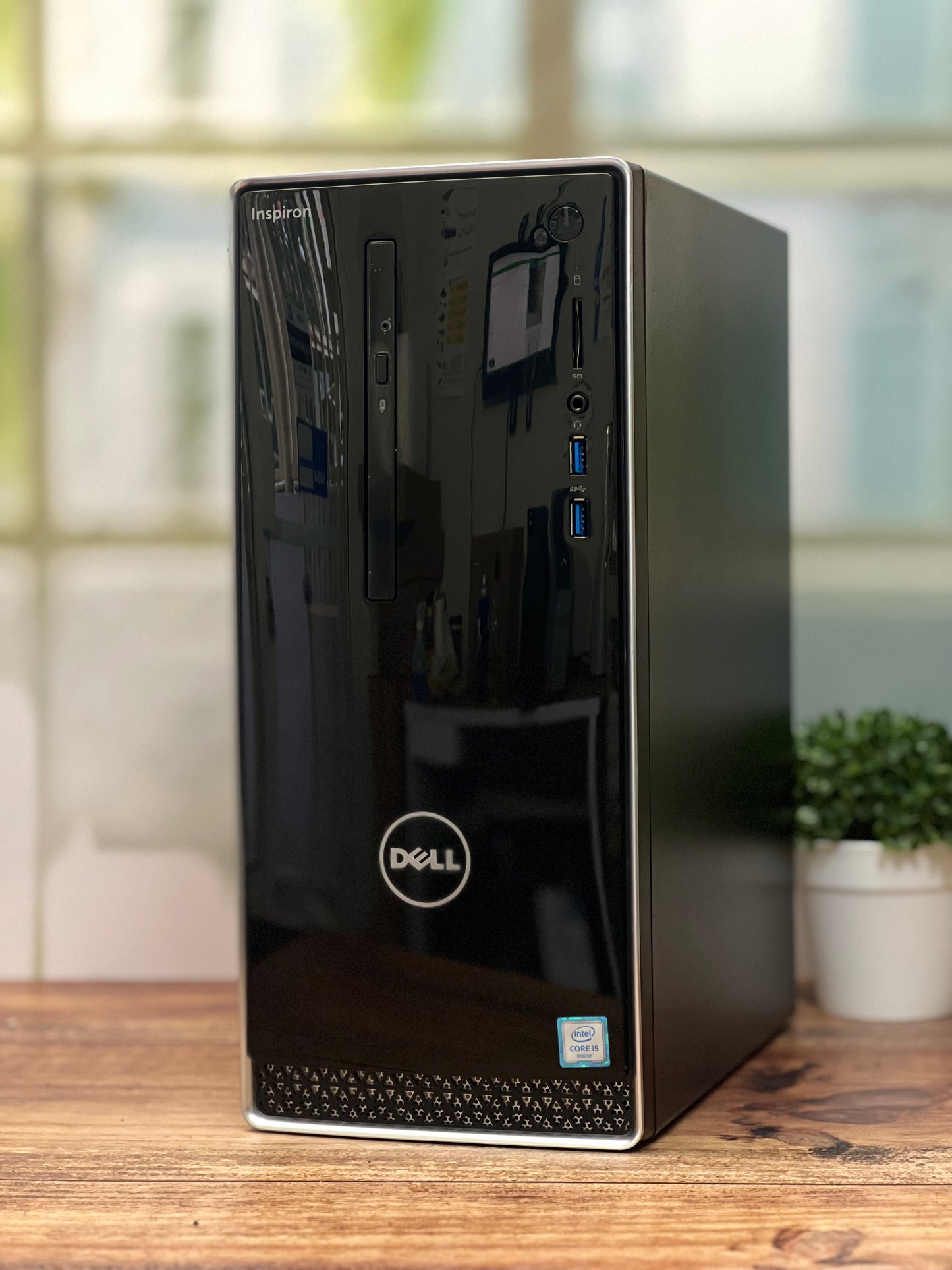 CPU Dell Inspiron 3650 MT | Core i5 6ta Gen | SSD 512GB | RAM 16GB | Tarjeta de Video Radeon 2GB