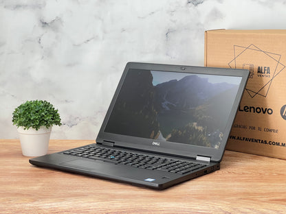 Laptop Dell Precision 3520 Core i7 7ma gen SSD 480GB 16GB RAM Pantalla 15.6" QUADRO M620 2GB Clase B