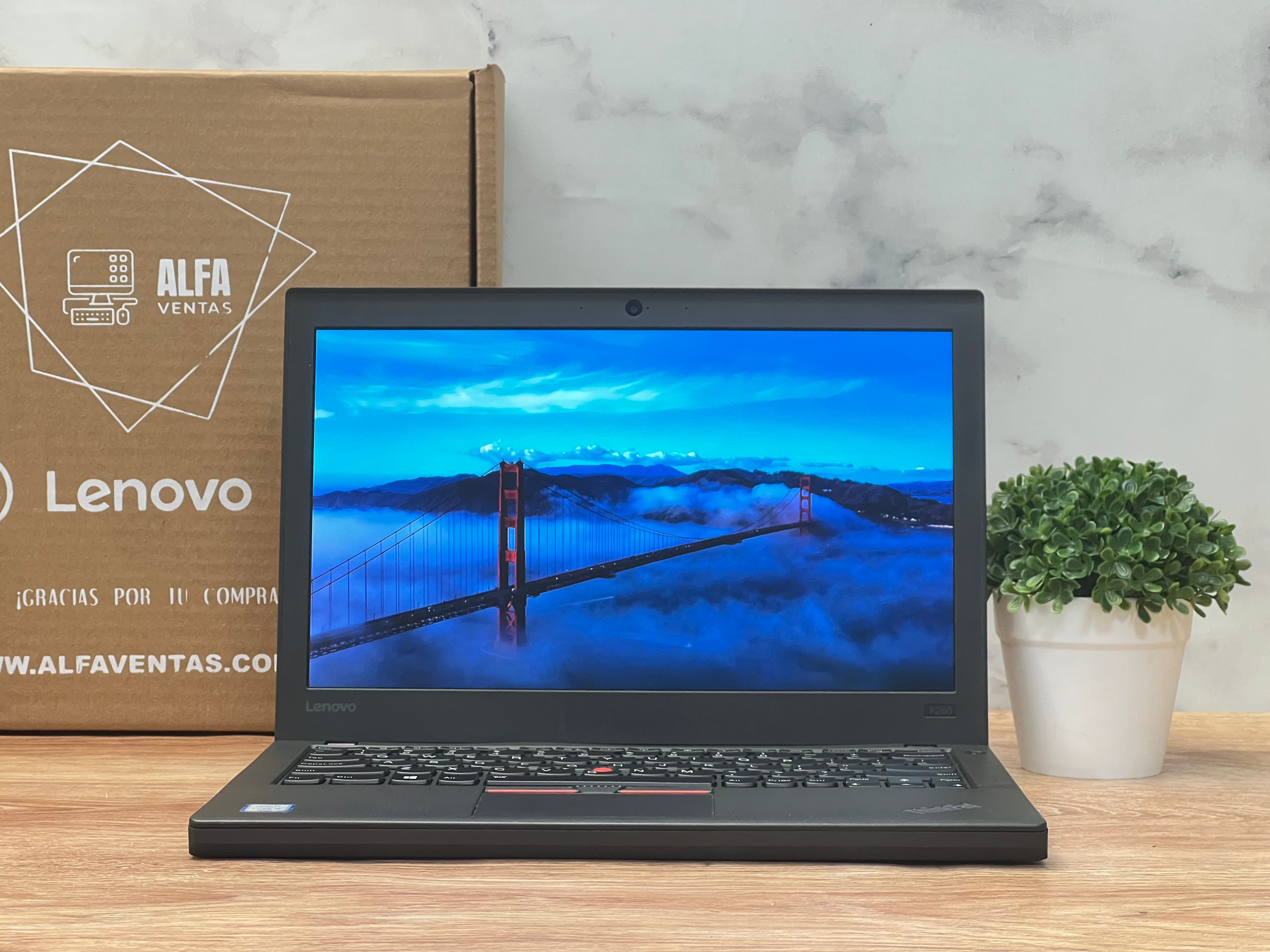 Laptop Lenovo Thinkpad x260 Core i5 6ta gen SSD 240GB RAM 8GB